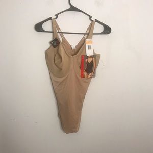 Flexees Intimates & Sleepwear - Flexes shapewear Flexees Intimates & Sleepwear - Flexes shapewear